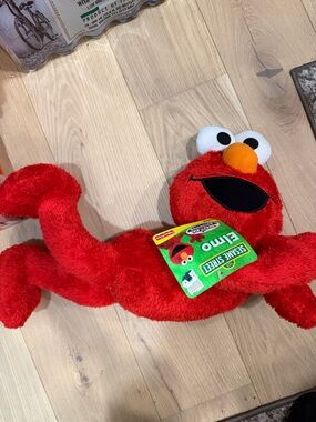 Sesame Street Large Plush Elmo from 2007 NWT